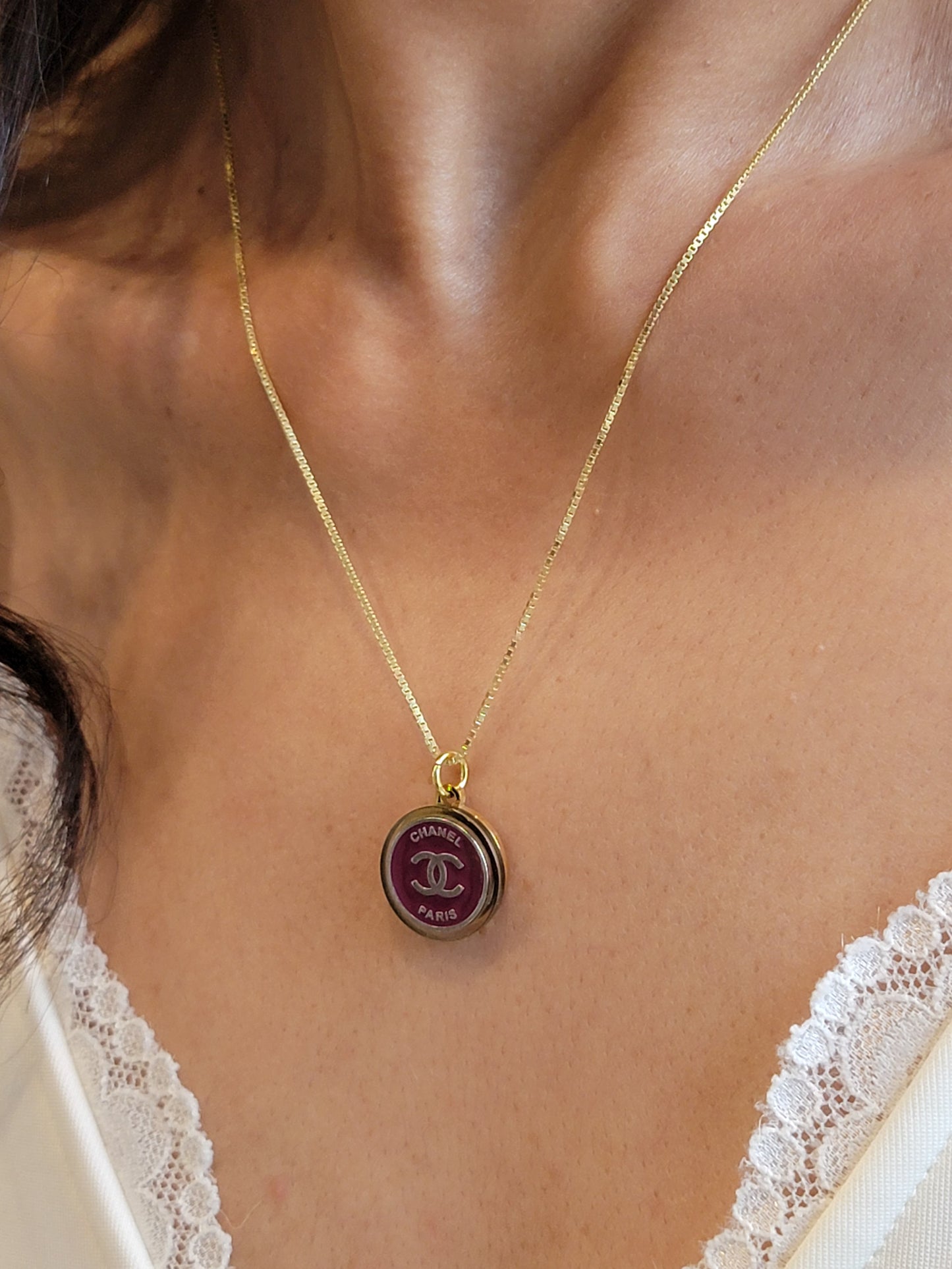 PURPLE AND GOLD CHANEL PARIS VITAGE BUTTON NECKLACE
