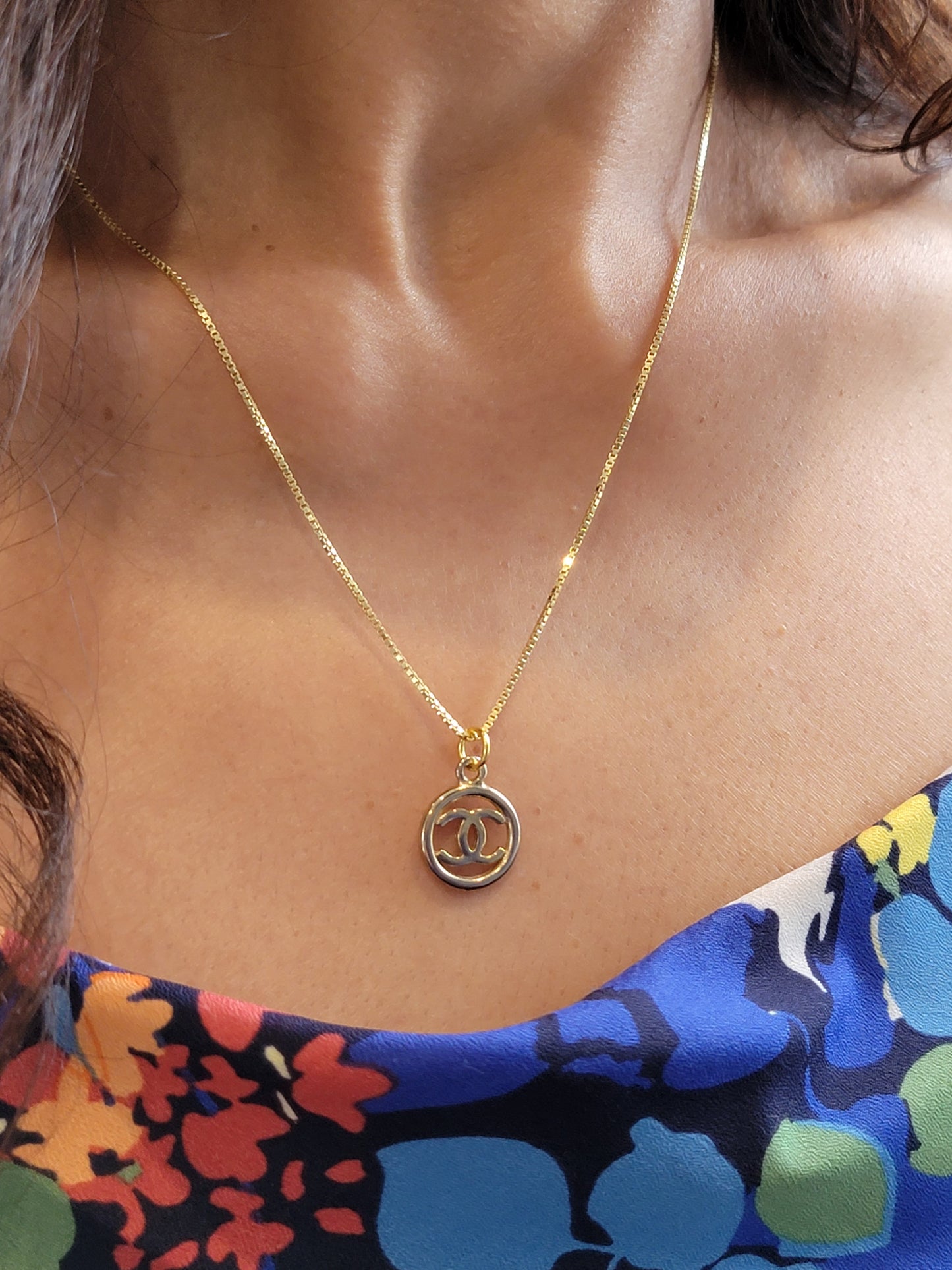 GOLD CC CHANEL VINTAGE CHARM NECKLACE