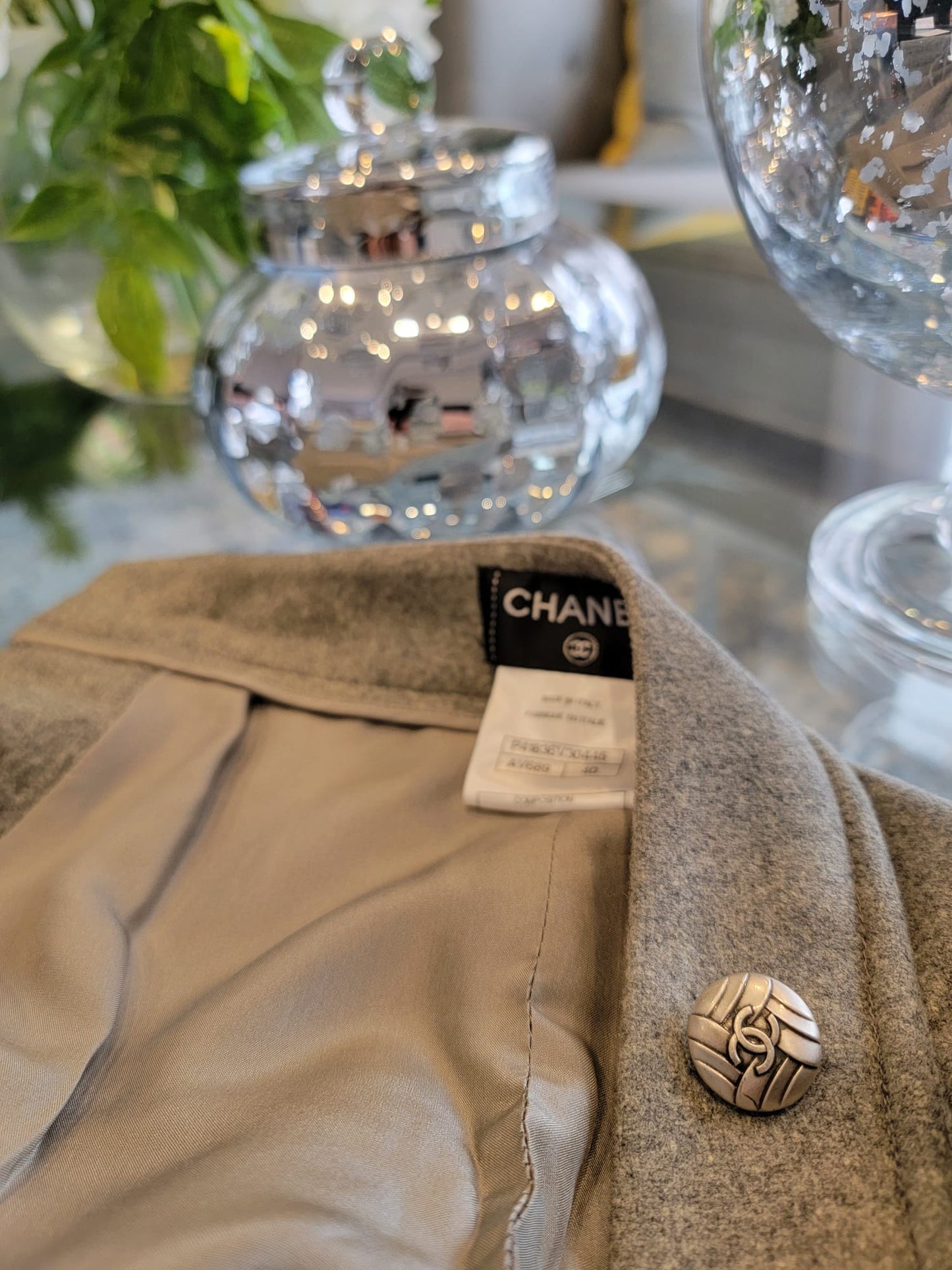 SILVER ON SILVER CHANEL VINTAGE BUTTON NECKLACE