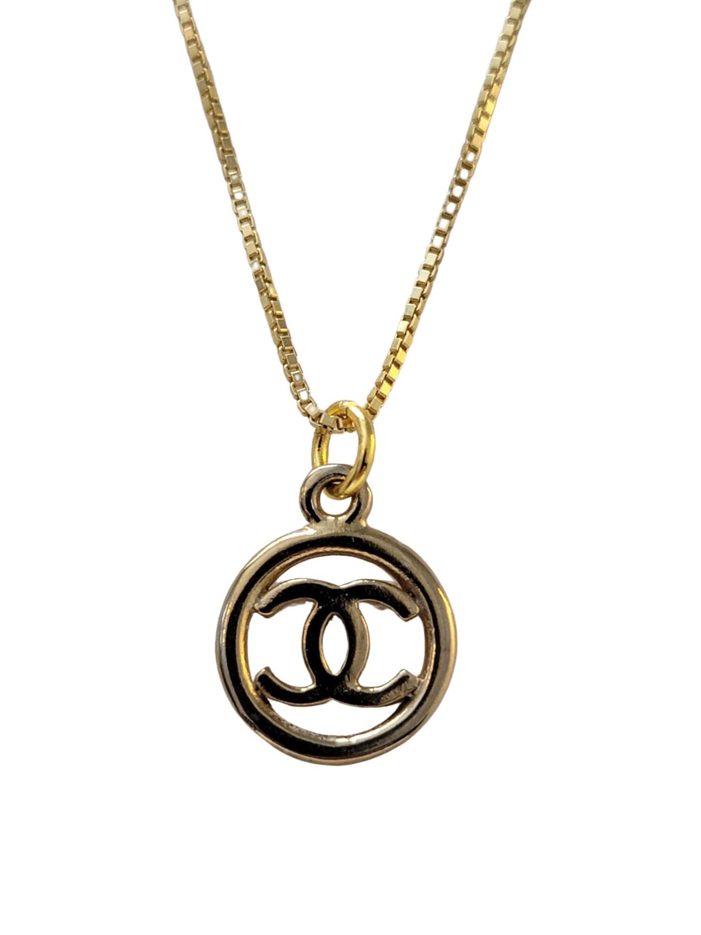 GOLD CC CHANEL VINTAGE CHARM NECKLACE